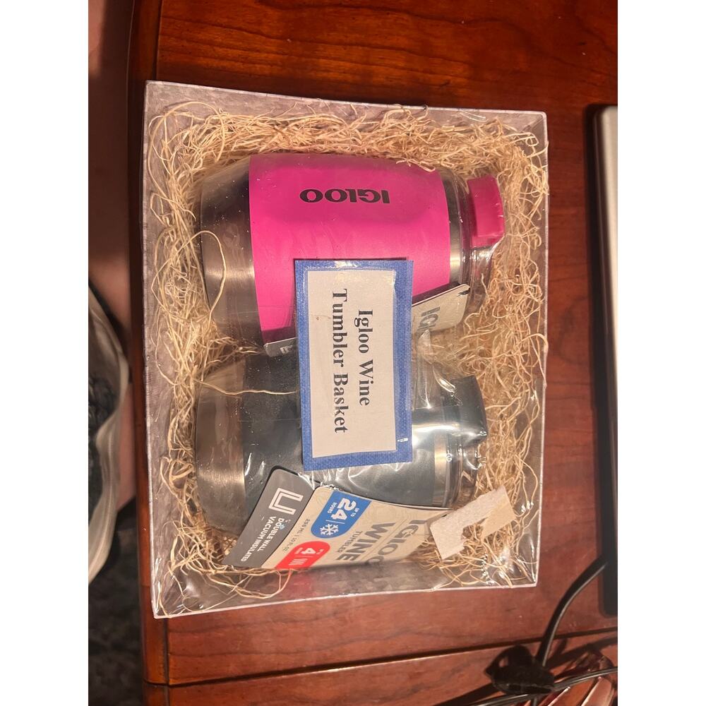Igloo 10 oz Wine Cooler Tumbler Gift Basket set of 2 Pink & Grey Vacation Travel